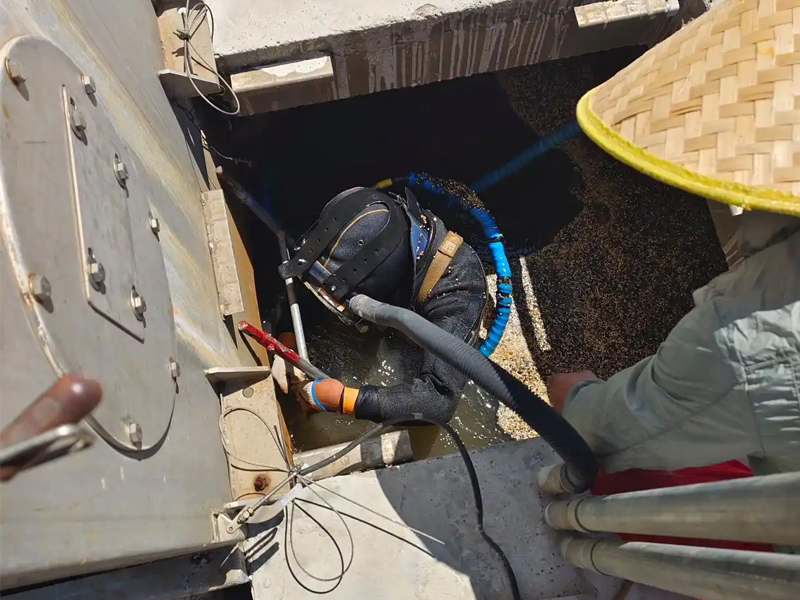 模范马路有限空间